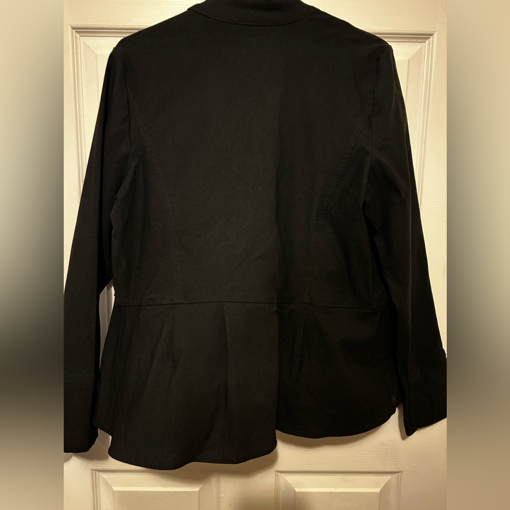 Roz & Ali Elegant Black Utility Jacket with White Buttons - Picture 4 of 4